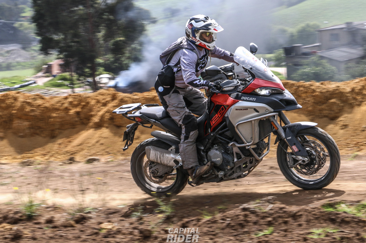 Cursos de moto alto cilindraje bmw motorrad ducati ktm Capital Rider colombia