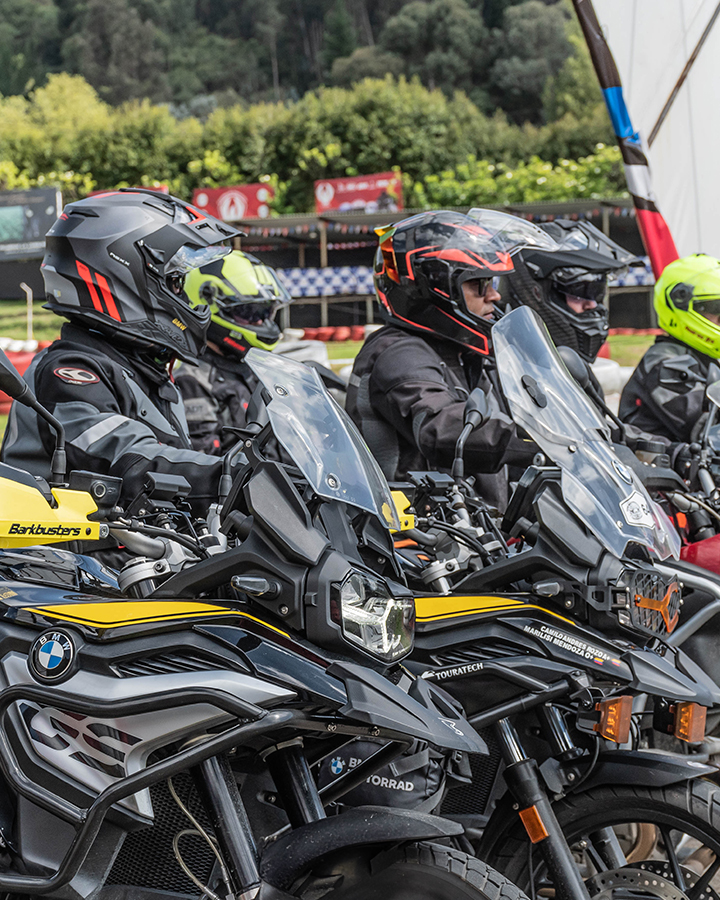 Curso de conducción en moto de alto cilindraje