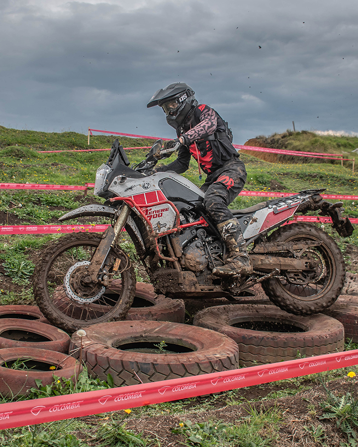 capital rider cursos de moto colombia