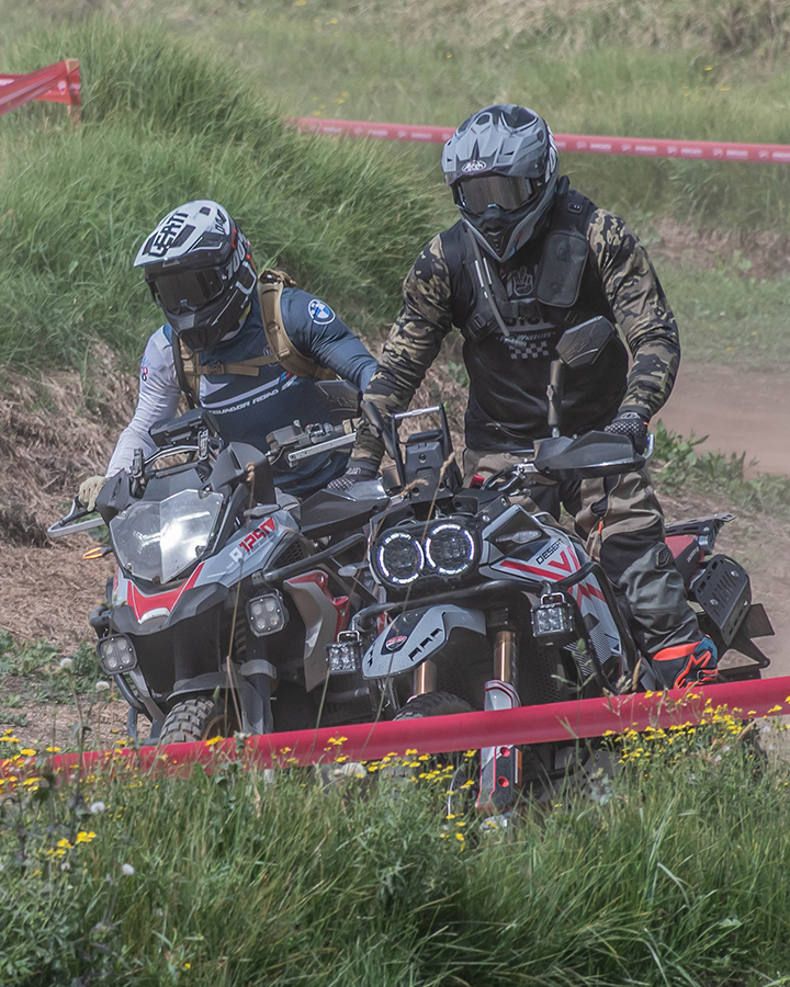 curso offroad moto alto cilindraje colombia capital rider