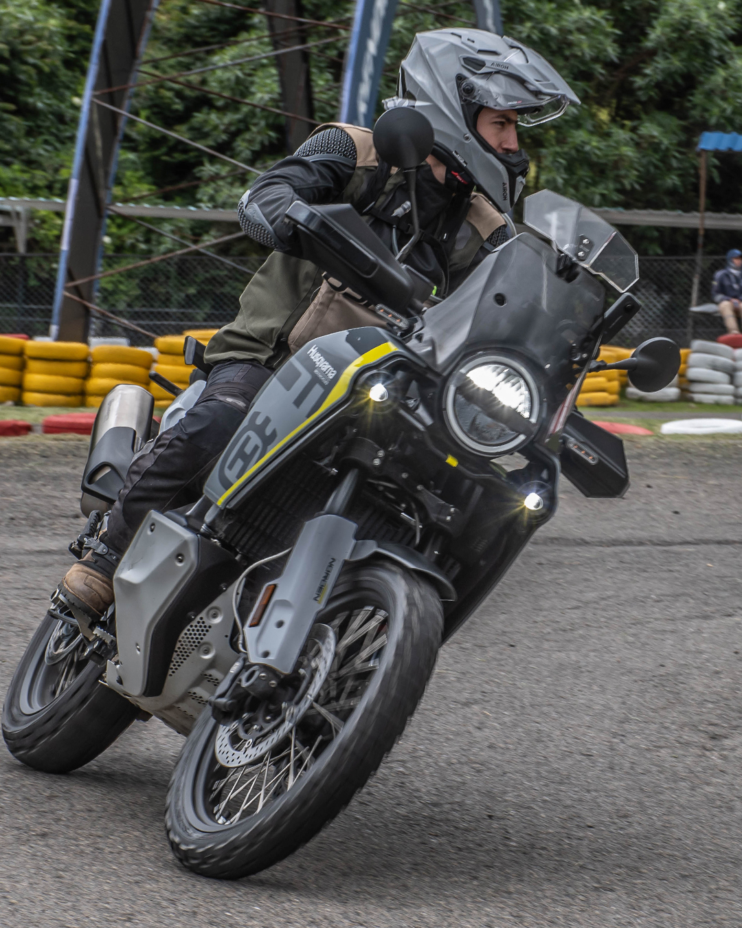 cursos de conduccion husqvarna Autocolombiana capital rider