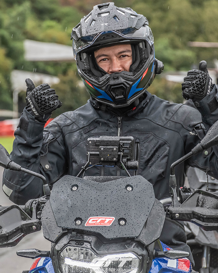 cursos personalizados de moto colombia capital rider
