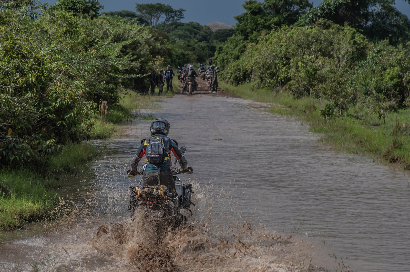 travesia en moto colombia